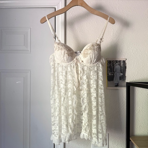 LINEA DONATELLA y2k vintage white lace ruffle bustier slip nightgown cover up